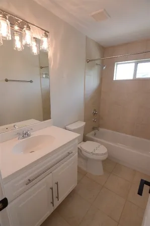 $2,200 | 2201 Naomi Street, Unit A, Houston, TX 77054