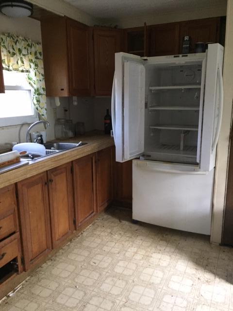 294 Country Club 3 Road Sanford, ME 04073 - Photo 10 of 14 country club 9