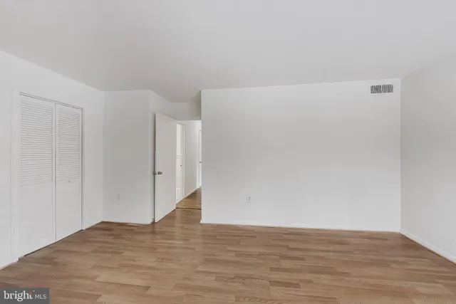 $235,000 | 12307 Braxfield Court, Unit 413, Rockville, MD 20852