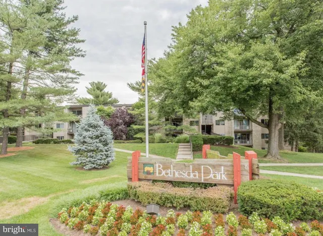 $235,000 | 12307 Braxfield Court, Unit 413, Rockville, MD 20852