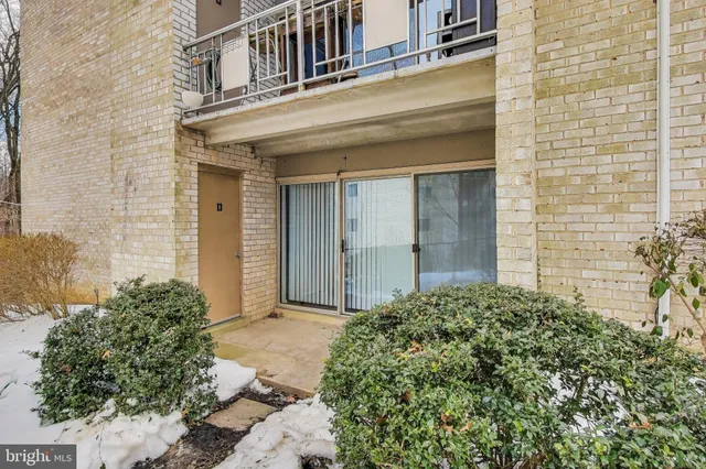 $235,000 | 12307 Braxfield Court, Unit 413, Rockville, MD 20852