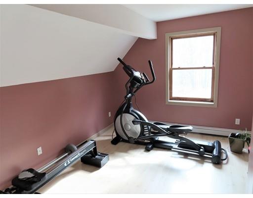 194 Root Road Barre, MA 01005 - Photo 19 of 25 a room with gym equipment