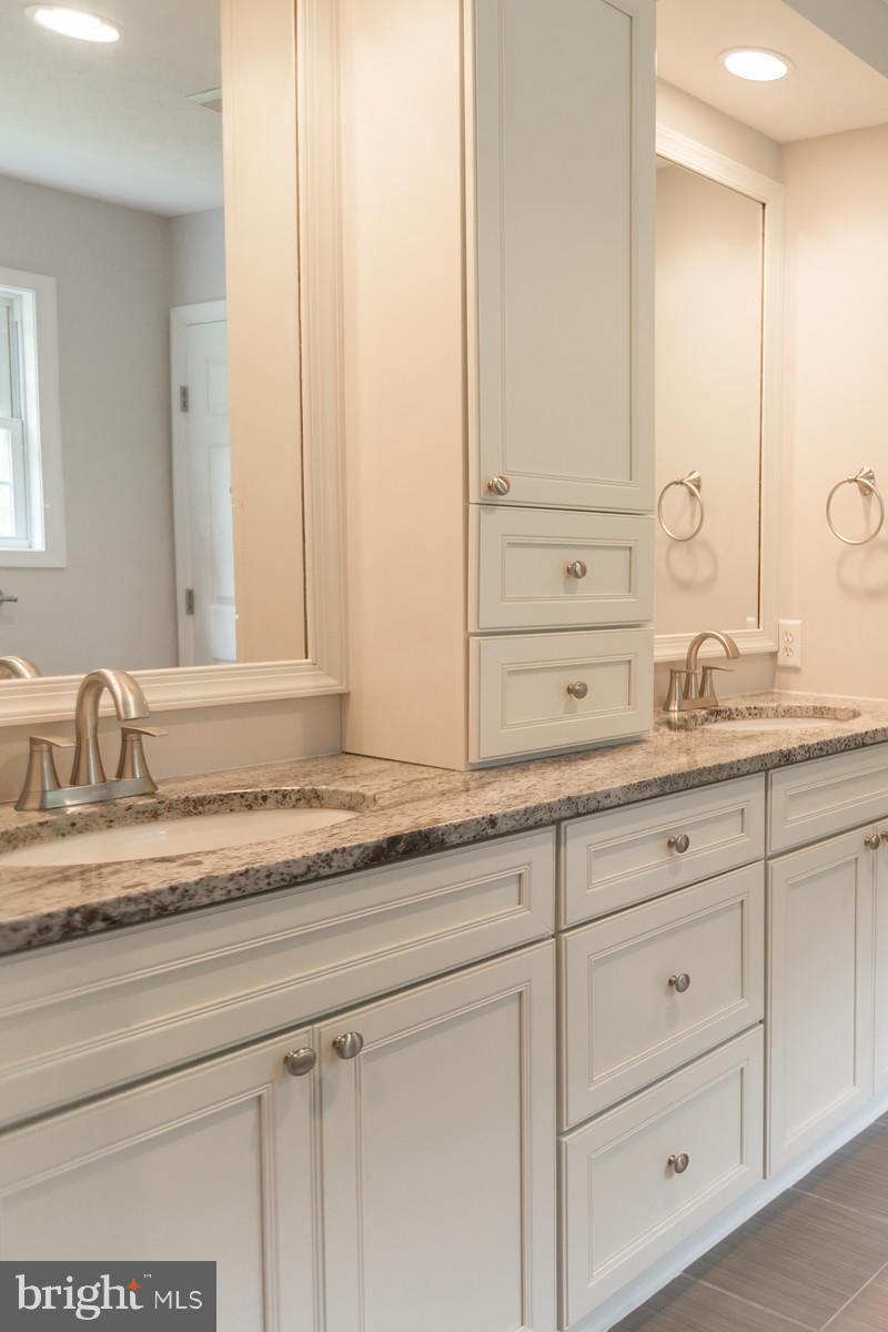 3878 Back Mountain Road Winchester, VA 22602 - Photo 17 of 30 Bath (Master)