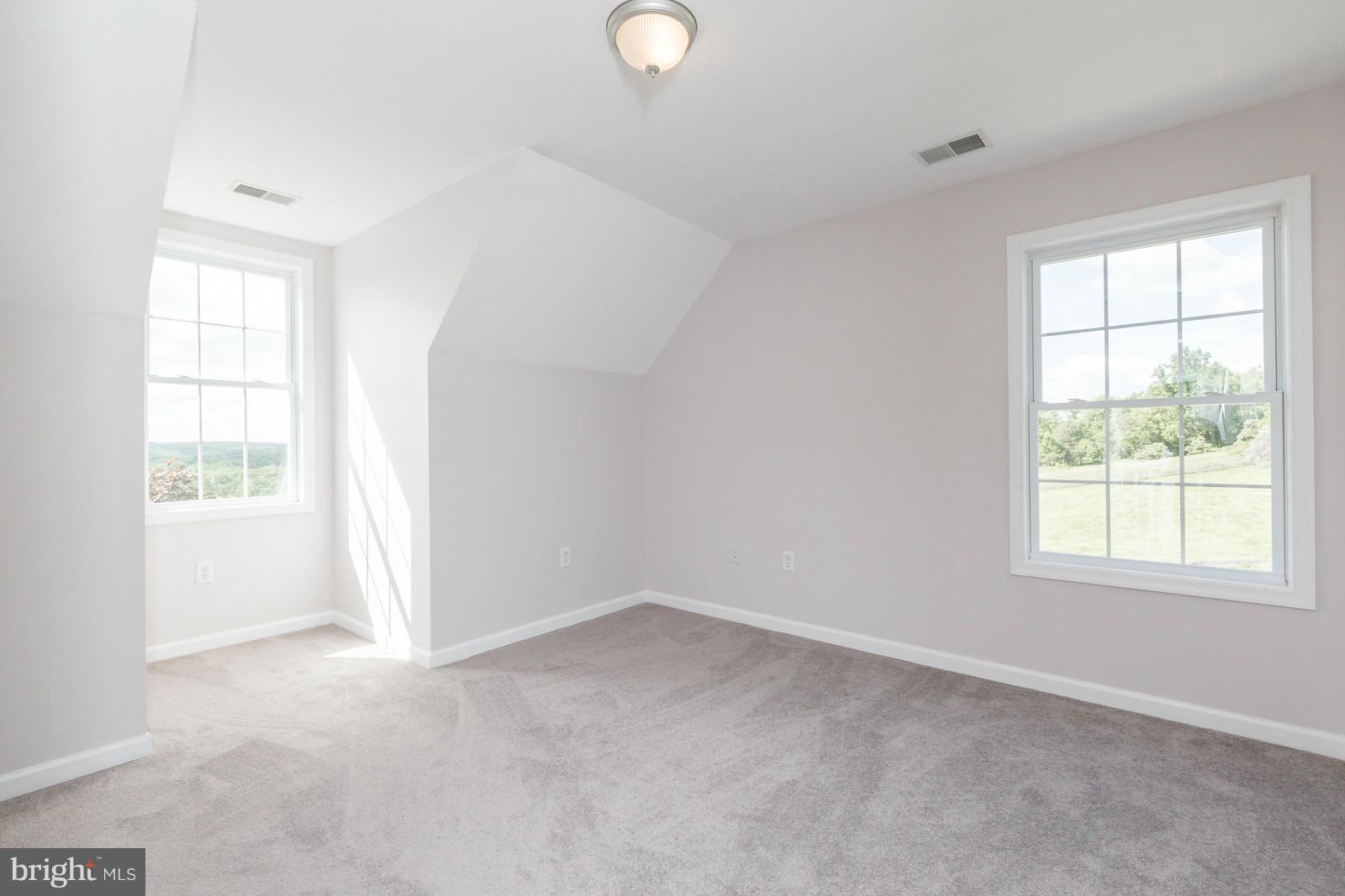 3878 Back Mountain Road Winchester, VA 22602 - Photo 19 of 30 Bedroom