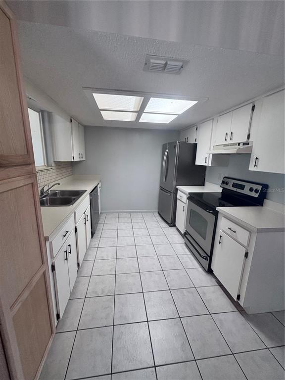 8947 Southwest 108th Place Ocala, FL 34481 - Photo 10 of 29