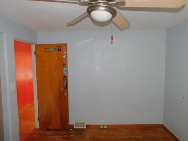 3498 Evergreen Road Pittsburgh, PA 15237 - Photo 16 of 25 Gallery Image 16