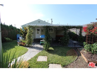 10744 Charnock Road Los Angeles, CA 90034 - Photo 16 of 23 Gallery Image 16