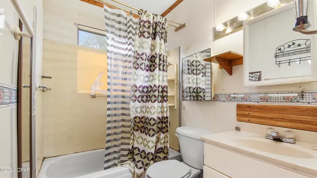 $190,000 | 3964 Pate Pond Road, Vernon, FL 32462