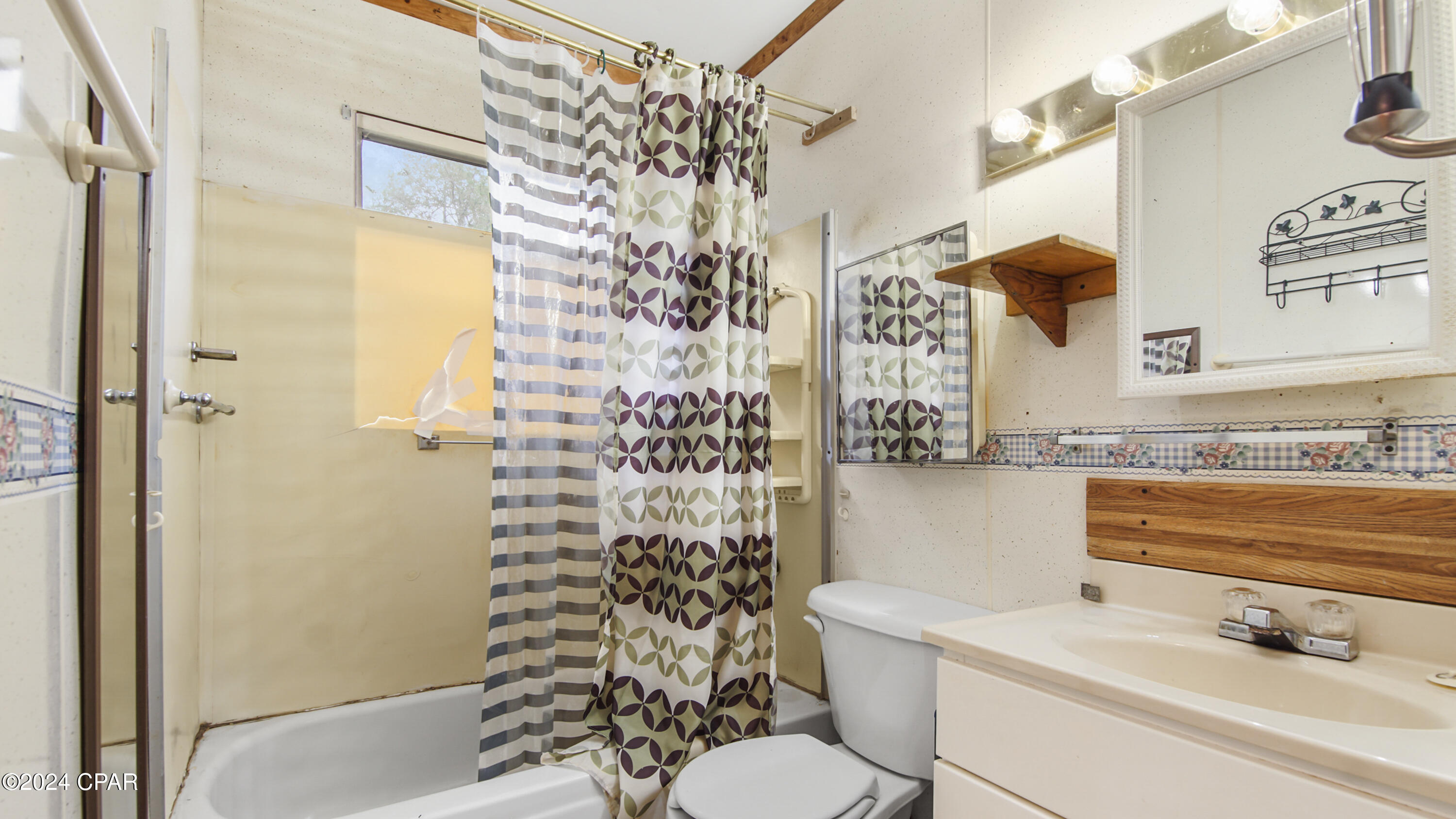 3964 Pate Pond Road Vernon, FL 32462 - Photo 18 of 34