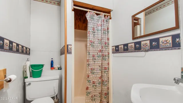 $190,000 | 3964 Pate Pond Road, Vernon, FL 32462