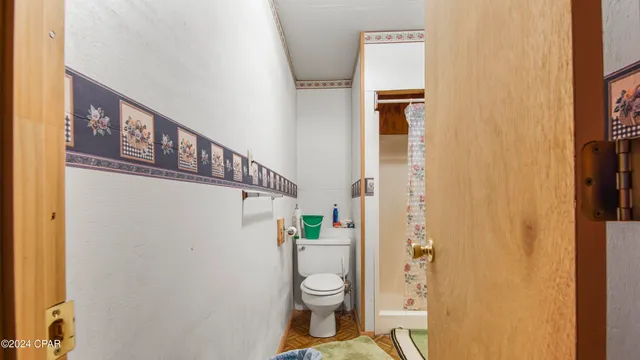 $190,000 | 3964 Pate Pond Road, Vernon, FL 32462