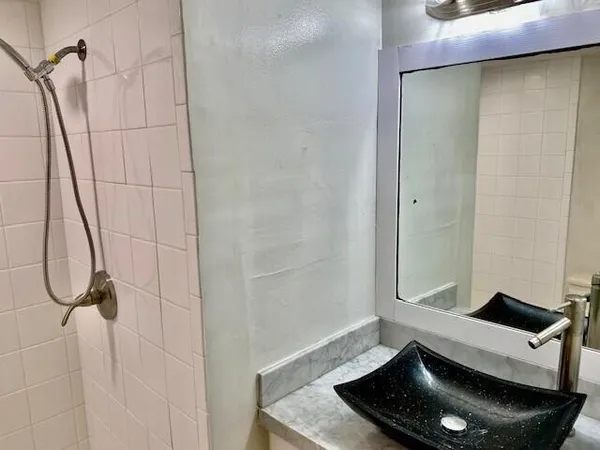 $2,100 | 6051 10th Avenue North, Unit 136, Greenacres, FL 33463