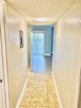 $2,100 | 6051 10th Avenue North, Unit 136, Greenacres, FL 33463