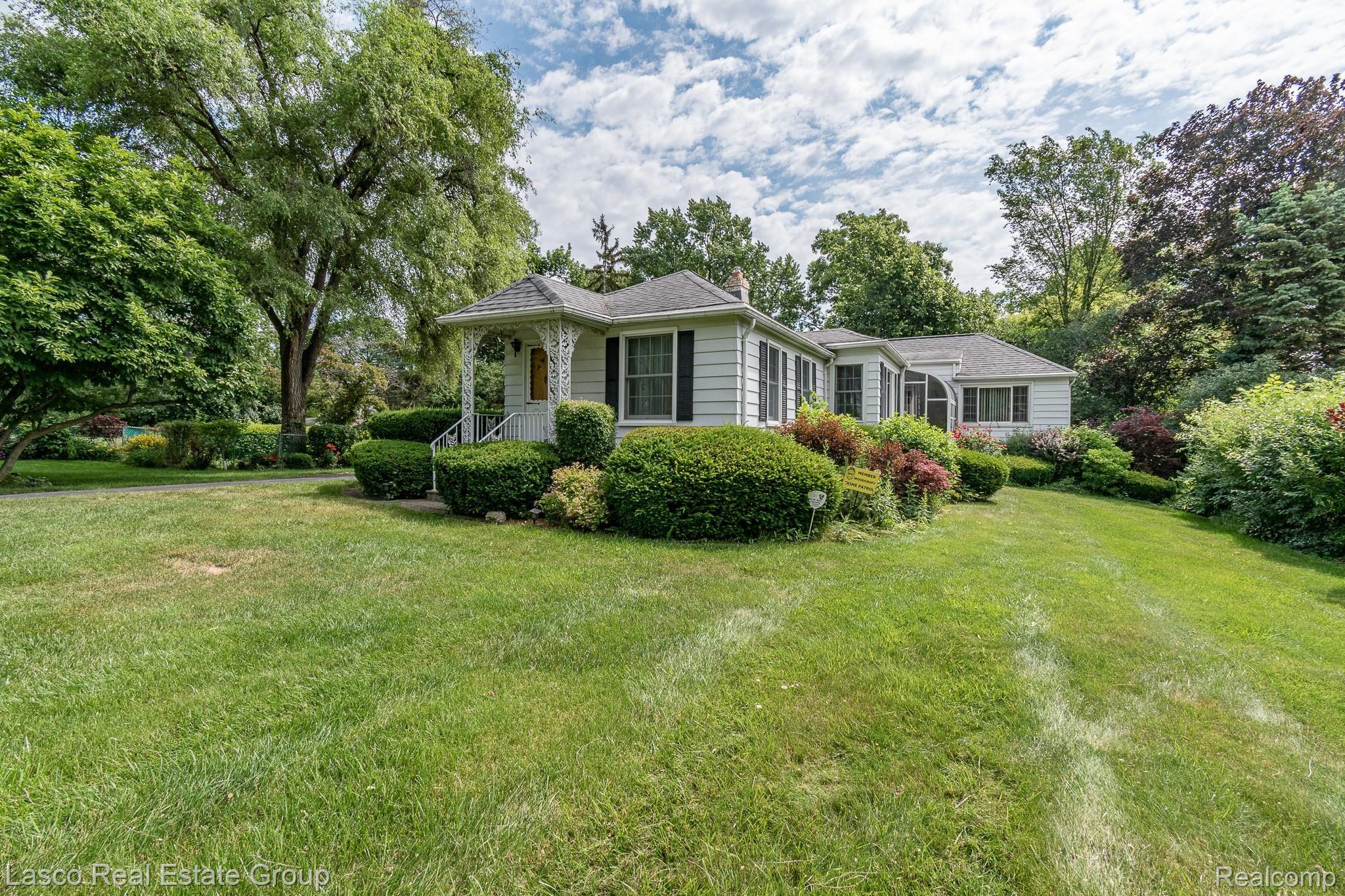 1831 Colchester Road Flint, MI 48503 - Photo 28 of 49 HardyMediaCompany-2626.jpg