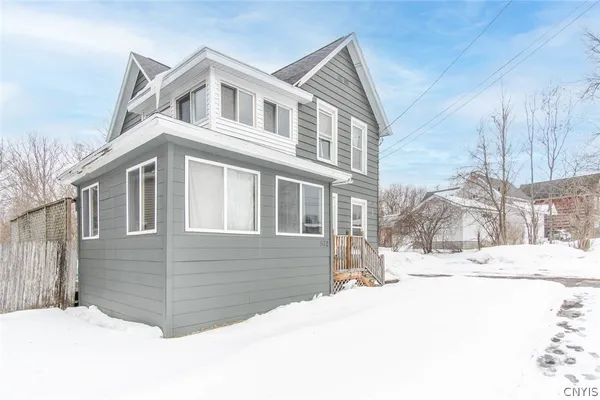 $172,900 | 572 Snell Street, Watertown, NY 13601