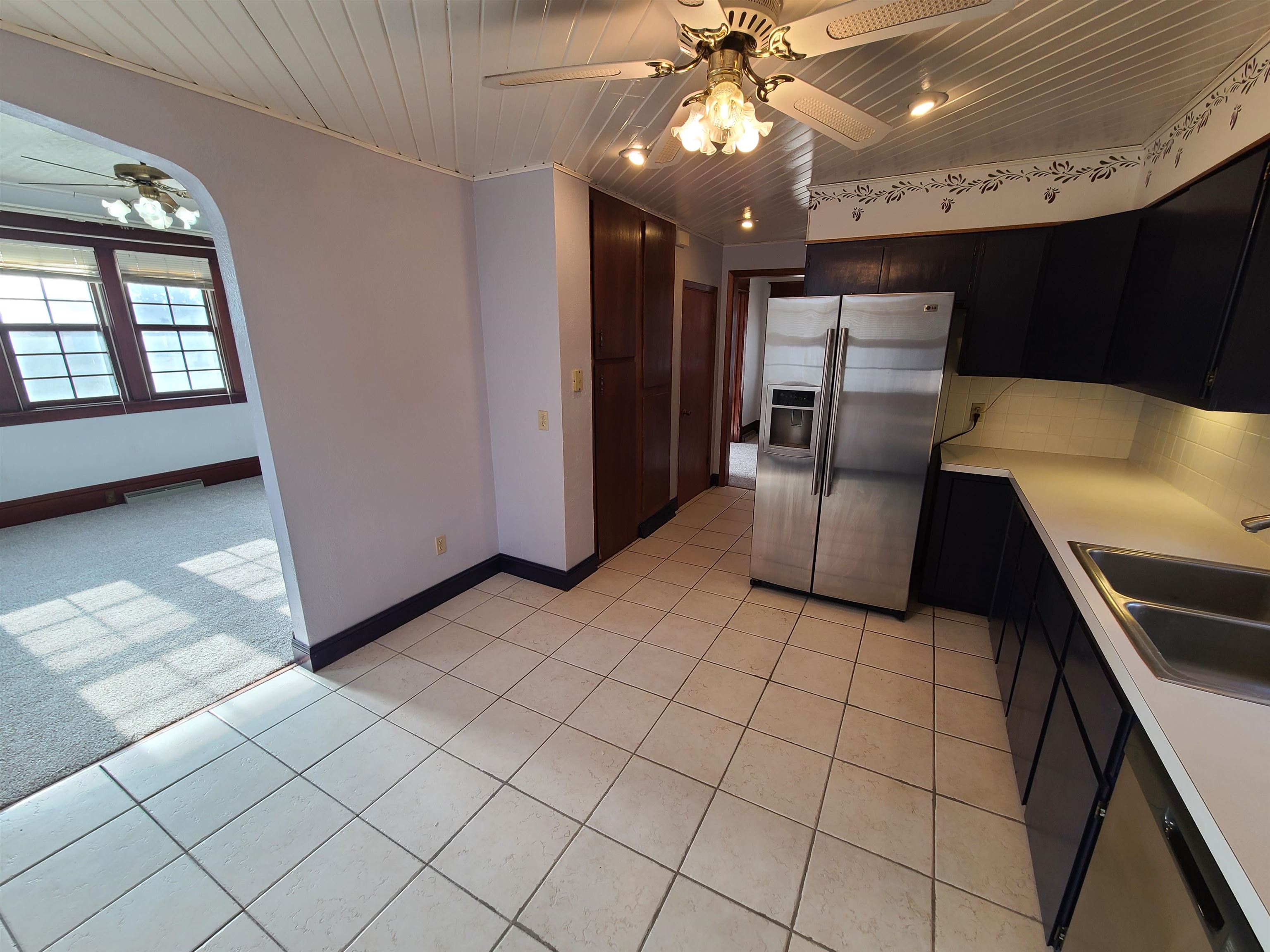 423 South Grove Street Walcott, IA 52773 - Photo 11 of 29