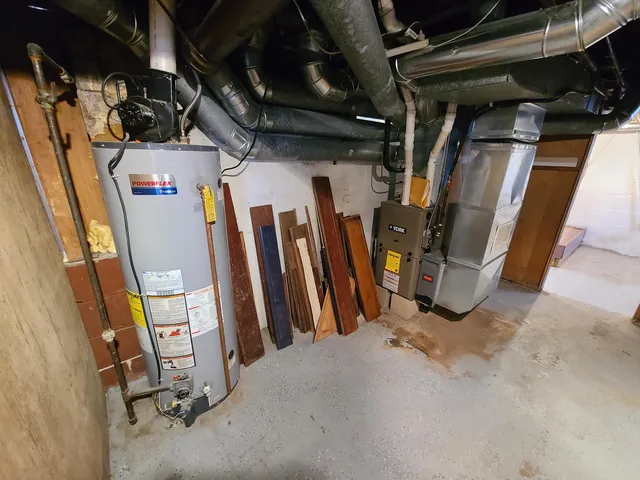 $265,000 | 423 South Grove Street, Walcott, IA 52773