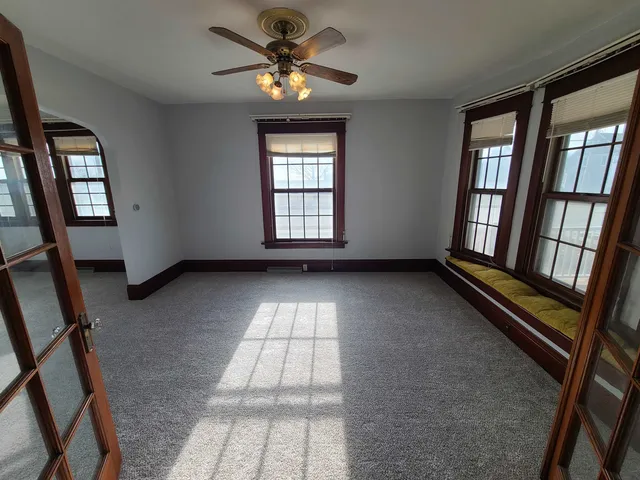 $265,000 | 423 South Grove Street, Walcott, IA 52773