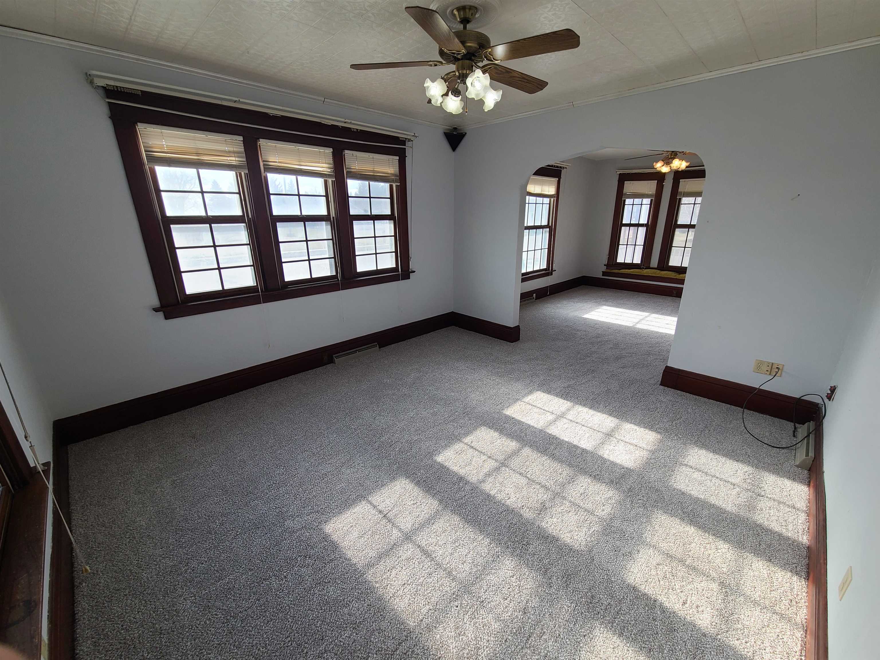 423 South Grove Street Walcott, IA 52773 - Photo 9 of 29