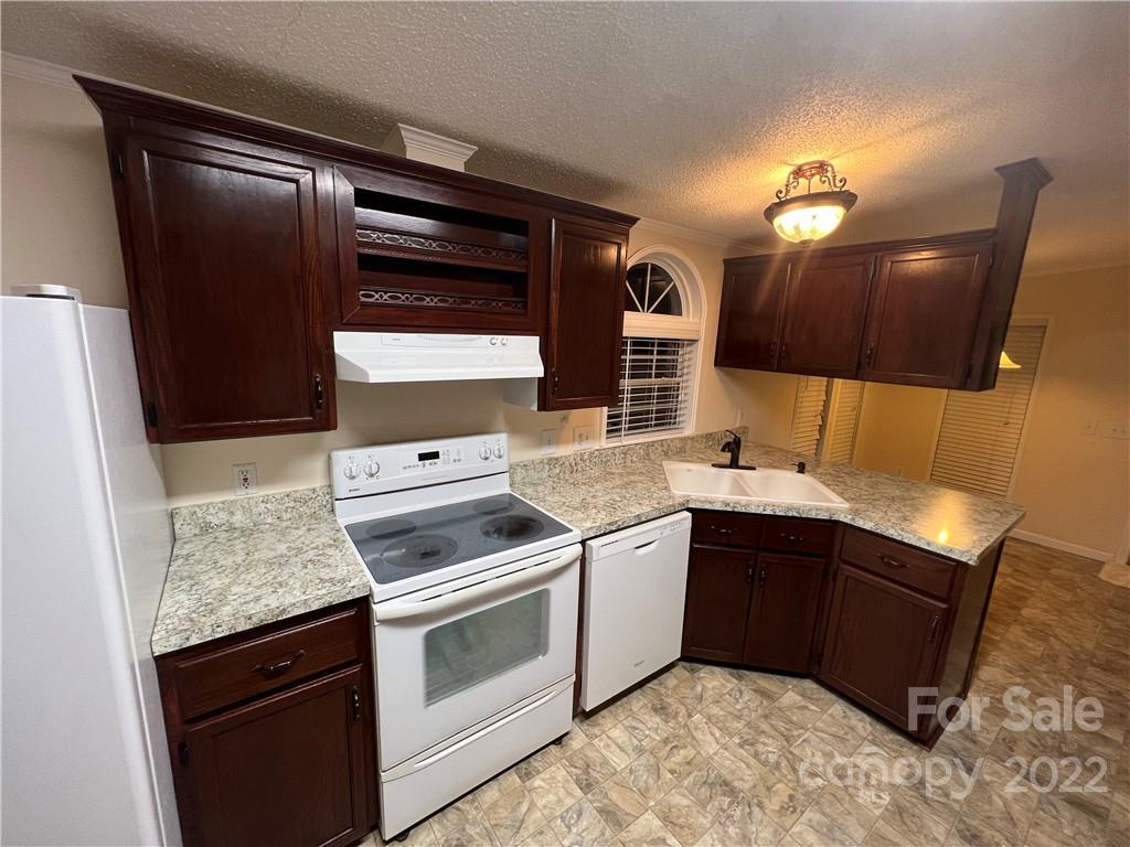 232 Carpenter Road Bessemer City, NC 28016 - Photo 11 of 43 Gallery Image 11