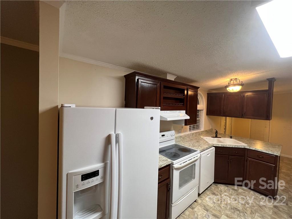 232 Carpenter Road Bessemer City, NC 28016 - Photo 12 of 43 Gallery Image 12