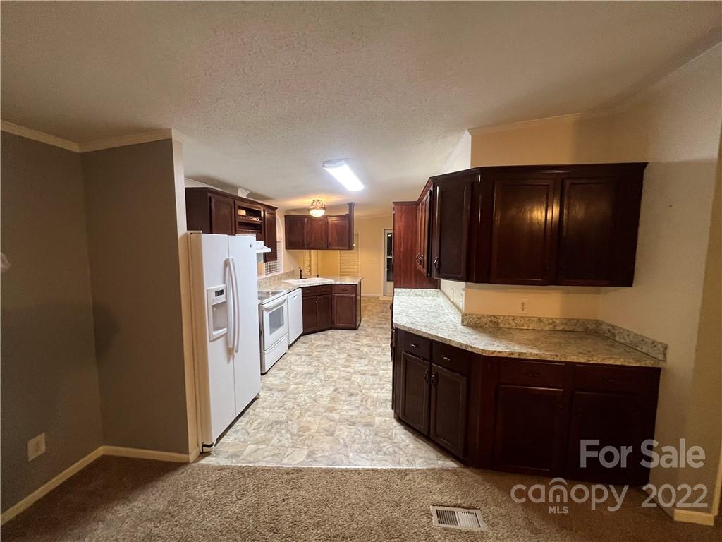 232 Carpenter Road Bessemer City, NC 28016 - Photo 15 of 43 Gallery Image 15