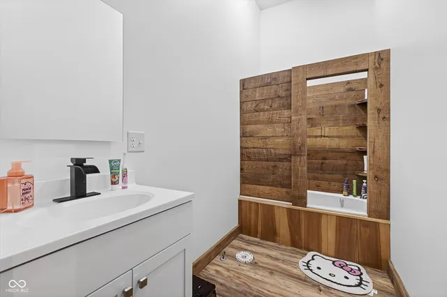 $415,000 | 540 West Henry Avenue, Thorntown, IN 46071