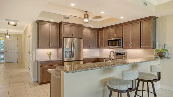 $650,000 | 250 Hidden Bay Drive, Unit 302, Osprey, FL 34229