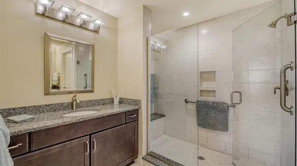 $650,000 | 250 Hidden Bay Drive, Unit 302, Osprey, FL 34229