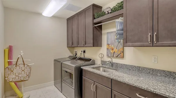 $650,000 | 250 Hidden Bay Drive, Unit 302, Osprey, FL 34229