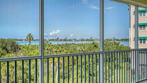 $650,000 | 250 Hidden Bay Drive, Unit 302, Osprey, FL 34229