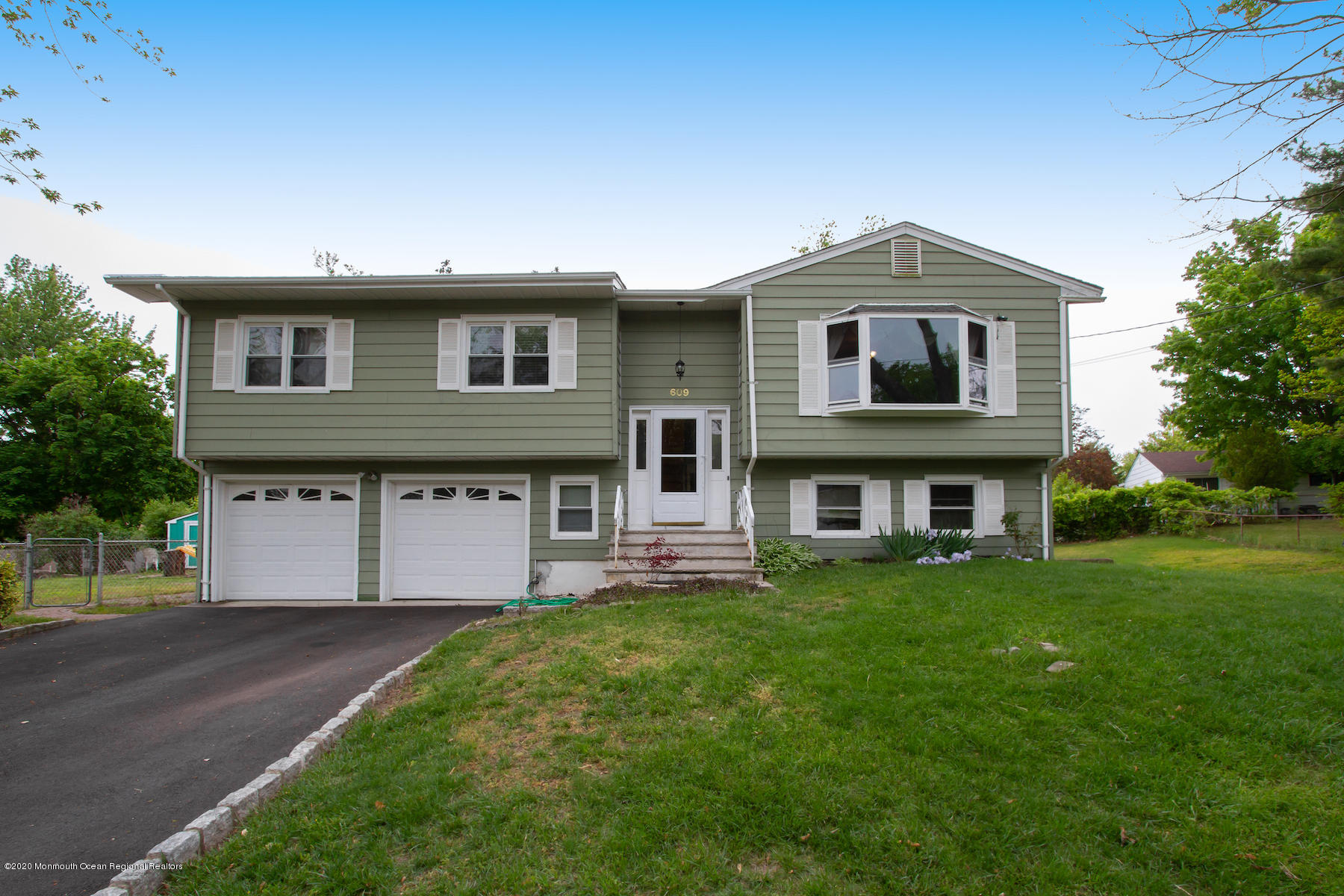 609 Mayfair Lane Neptune Township, NJ 07753 - Photo 1 of 23 IMG_2848