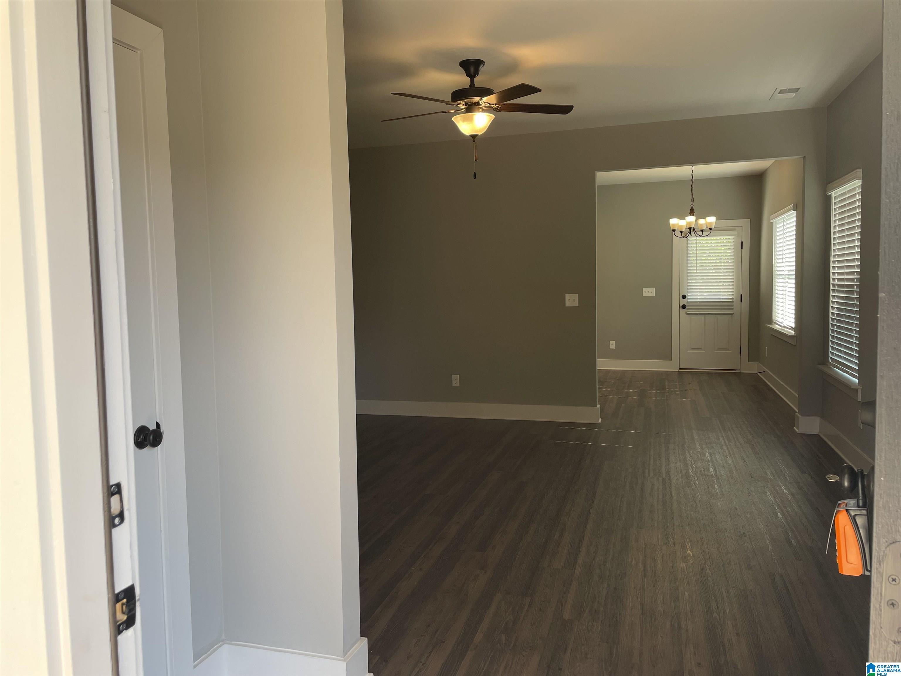 3994 Valley Manor Birmingham, AL 35210 - Photo 5 of 51