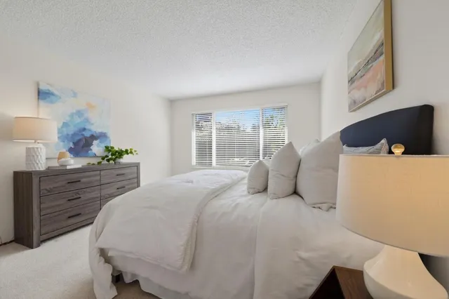 $1,198,000 | 972 Diaz Lane, Foster City, CA 94404