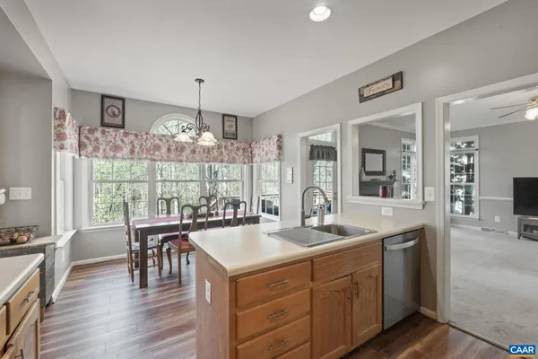 $665,000 | 2759 Cricklewood Court, Charlottesville, VA 22911