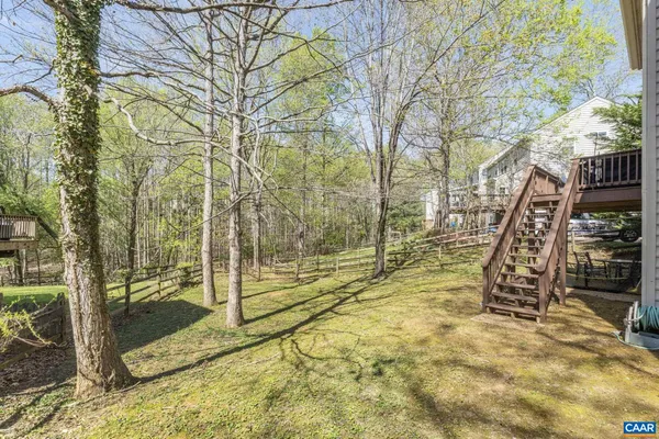 $665,000 | 2759 Cricklewood Court, Charlottesville, VA 22911
