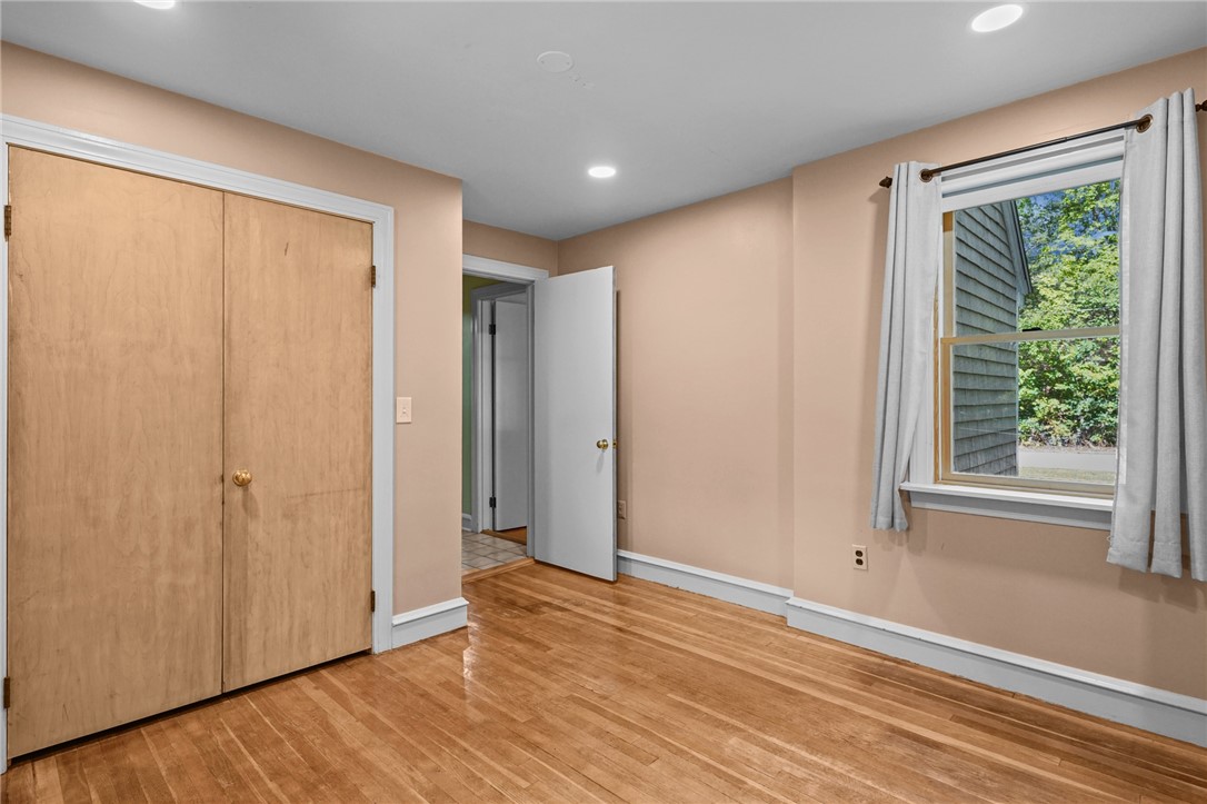 24 Terrace Drive Smithfield, RI 02828 - Photo 21 of 32