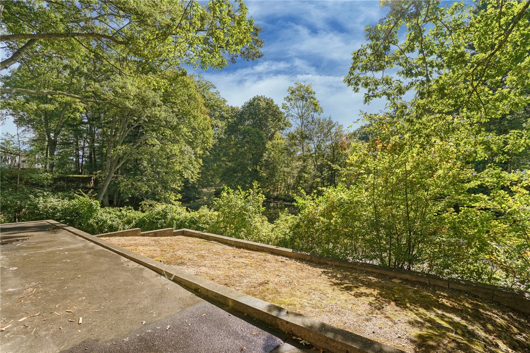 24 Terrace Drive Smithfield, RI 02828 - Photo 29 of 32