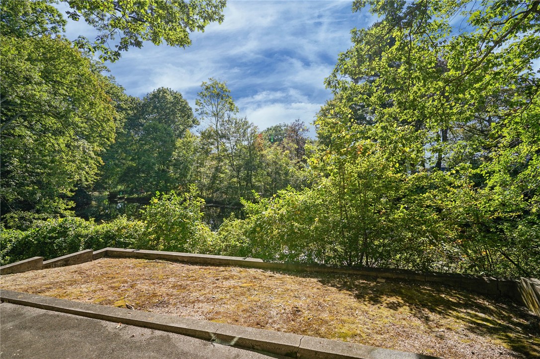 24 Terrace Drive Smithfield, RI 02828 - Photo 30 of 32