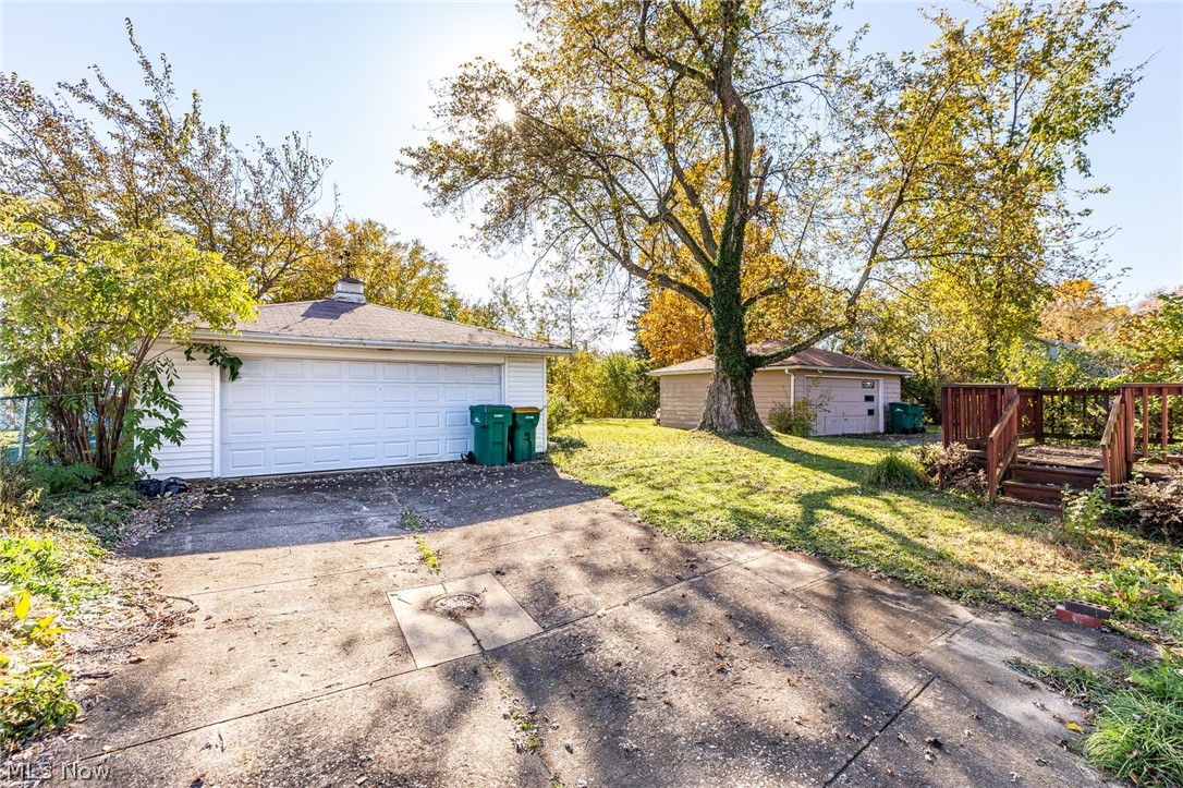 15614 Rockside Road Maple Heights, OH 44137 - Photo 20 of 23
