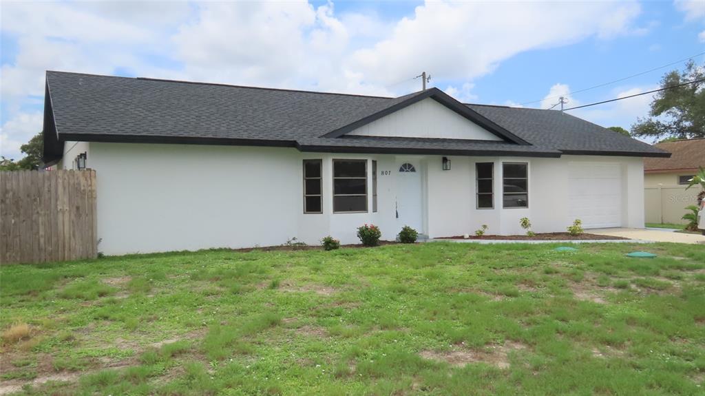 807 Nectar Road Venice, FL 34293 - Photo 1 of 30