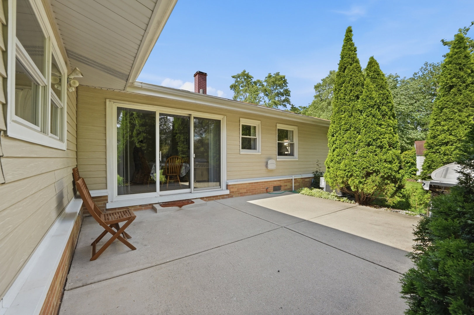 213 Edgeware Road Elk Grove Village, IL 60007 - Photo 36 of 48