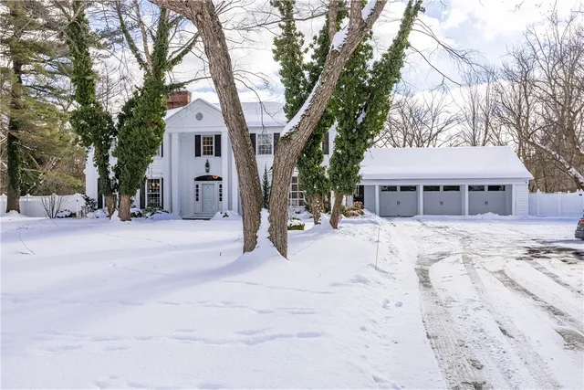 $1,550,000 | 28 Mitchell Road, Pittsford, NY 14534