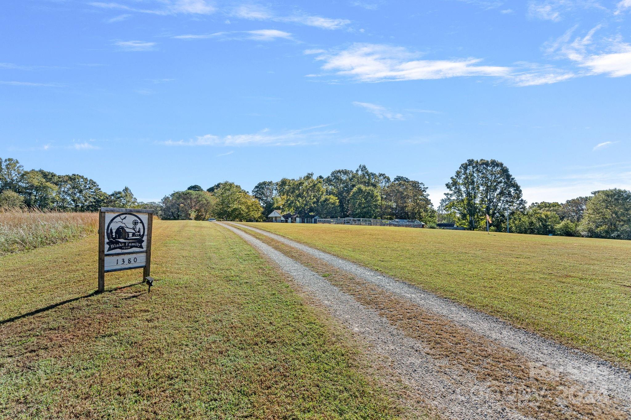 1380 Old Mill Road Lincolnton, NC 28092 - Photo 29 of 48 Gallery Image 29