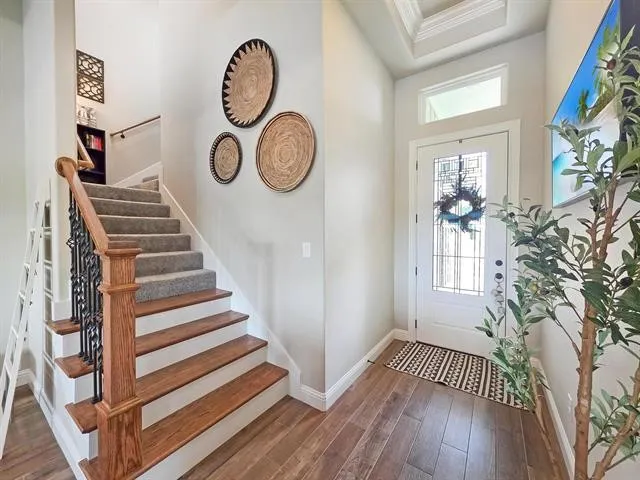 a view of a hallway with windows