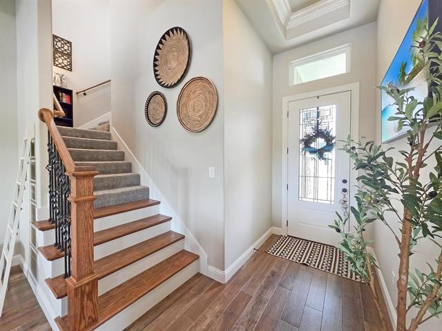 14845 Norma Jane Lane Beaumont, TX 77713 - Photo 3 of 35 a view of a hallway with windows