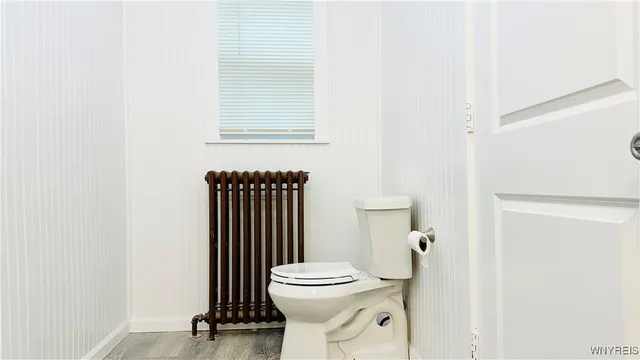 $2,000 | 701 Cedar Avenue, Niagara Falls, NY 14301