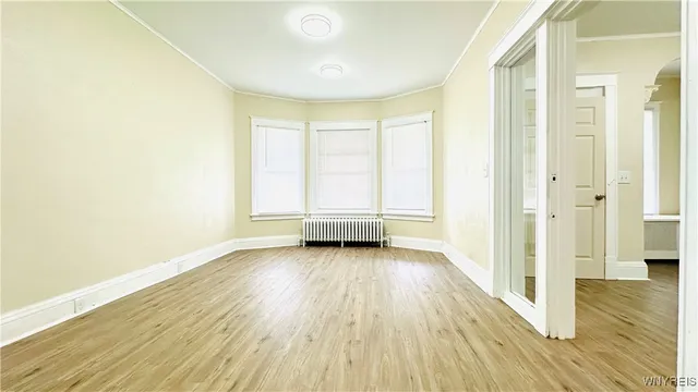 $2,000 | 701 Cedar Avenue, Niagara Falls, NY 14301