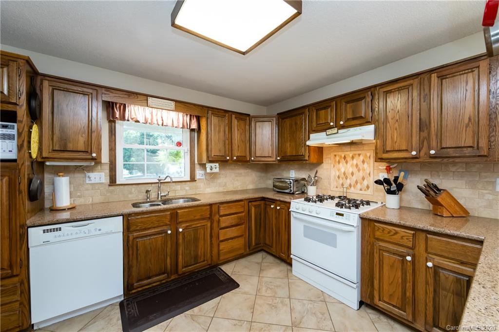 6522 Long Meadow Road Charlotte, NC 28210 - Photo 14 of 39 Gallery Image 14