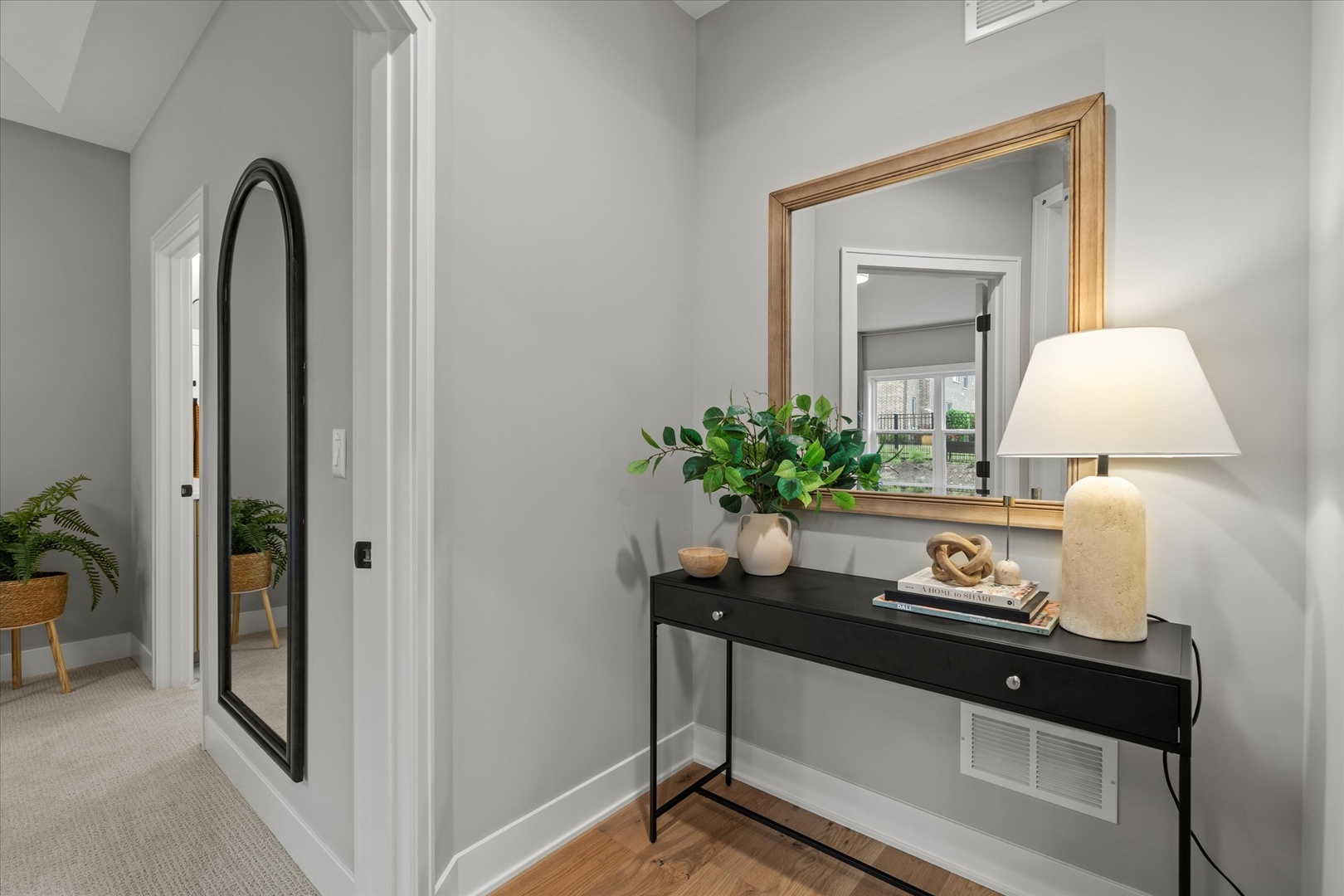 16580 Kayla Drive Lemont, IL 60439 - Photo 33 of 47 a living room with furniture and a potted plant